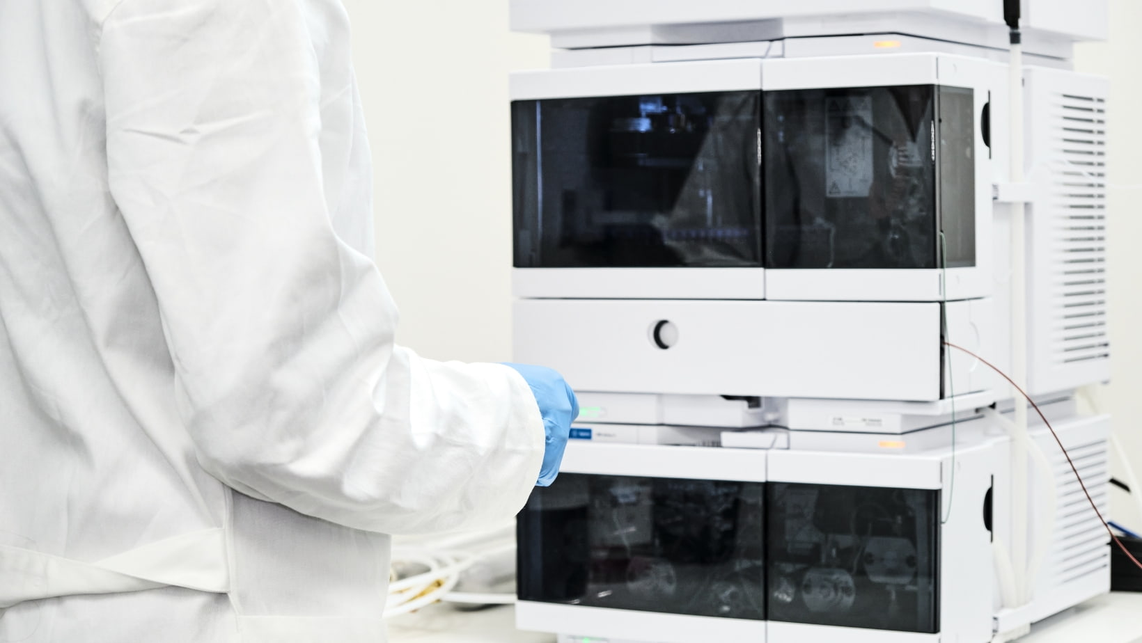 HPLC-Analysesystem im Labor der Herbavita-Swiss GmbH